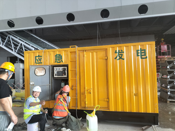 白城怎样判断空气滤清器是否需要更换？